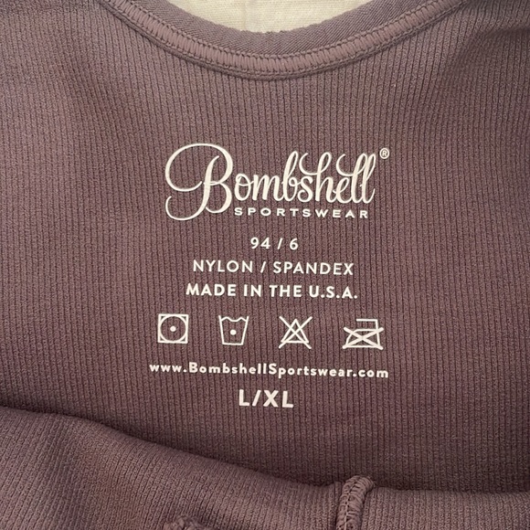 Bombshell Sportswear Taupe Seamless Set - Picture 6 of 7